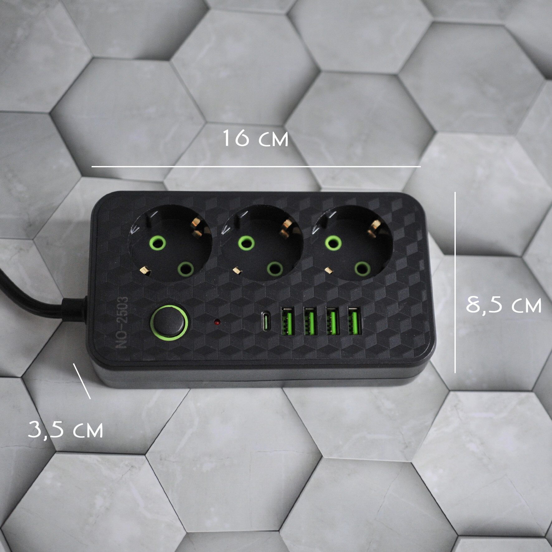 Сетевой фильтр , с 4 USB-портами, черный, 3 м \Универсальный удлинитель для дома 3 м 4 USB 1 Type-C, 3 гнезда — фото 1