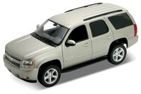 Легковой автомобиль Welly Chevrolet Tahoe (43607) белый