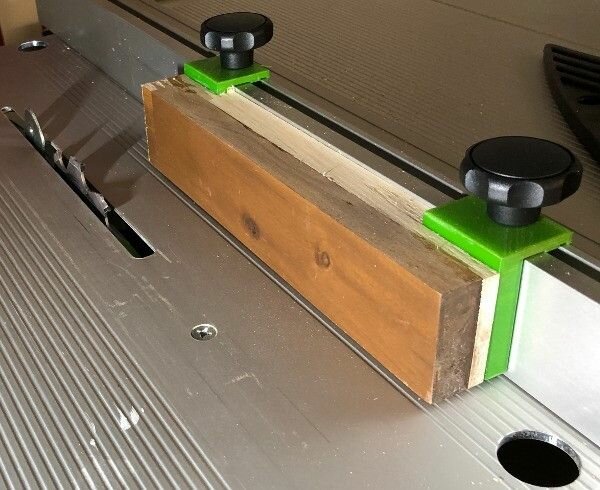 Упоры для направляющей CMS