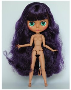 Фото Кукла Блайз (Blythe) без одежды - глянцевое лицо, смуглая кожа, длинные волосы фиолетового цвета