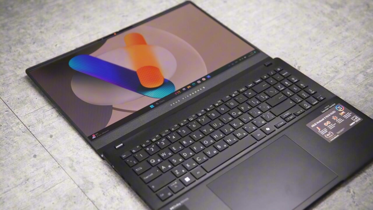 Ноутбук ASUS Vivobook S 15 OLED Neutral Black S5506MA-MA066W (90NB14E1-M004X0), Intel Core Ultra 5 125H, 16GB LPDDR5X, 1 TB SSD PCIe GEN4, 15.6" 3K OLED 120 Гц, Intel Arc Graphics, WINDOWS 11 HOME, клавиатура RU/US, гарантия 1 год — фото 1