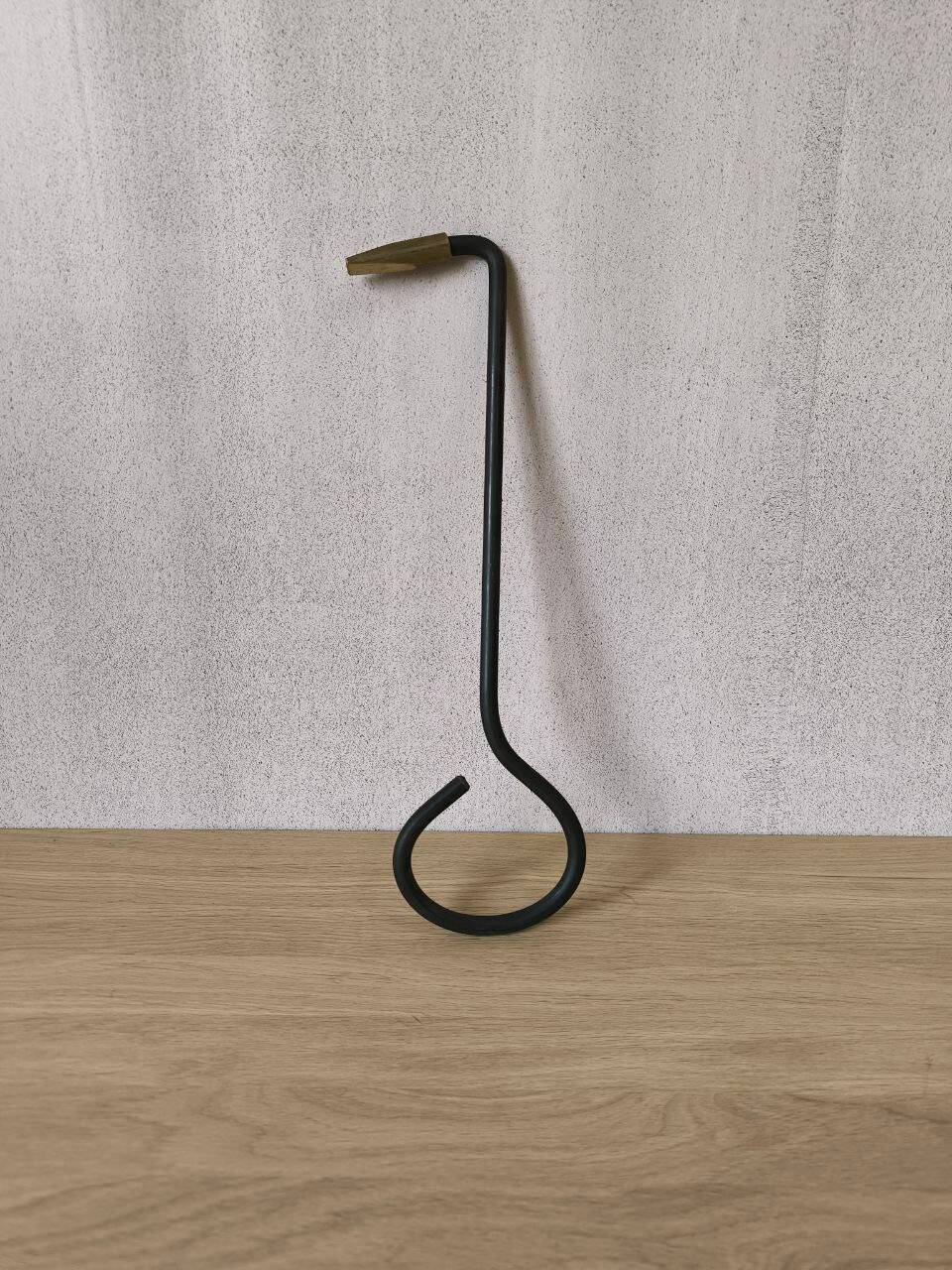 Крюк для люка крышки подъемный искробезопасный с латунным наконечником ГОСТ