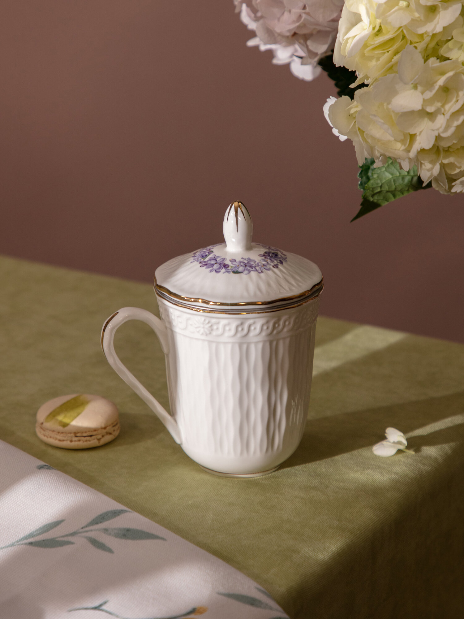 Кружка Lefard "Lilac", 350 мл, заварочная, для чая и кофе, с крышкой и ситом, фарфоровая