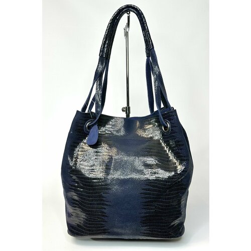 Женская темно-синяя замшевая сумка шоппер на плечо с лазерной обработкой под кожу рептилии