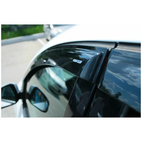 Дефлекторы окон /ветровики/ неломающиеся Voron Glass серия Samurai для Ford Focus II 2005-2010 накладные /к-т 4шт/