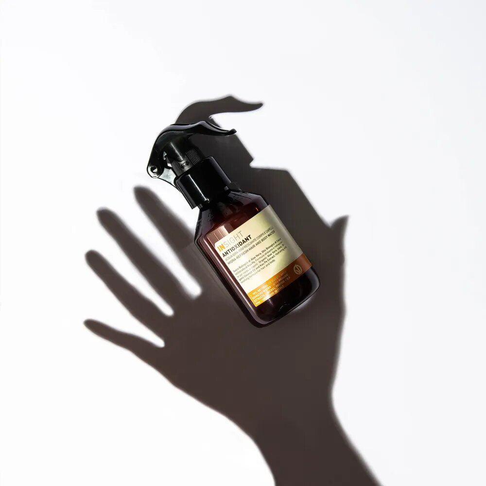 Увлажняющая и освежающая вода для волос и тела Insight Professional ANTIOXIDANT HAIR AND BODY WATER с органическим соком алоэ вера и маслом кокоса, 150 мл — фото 1