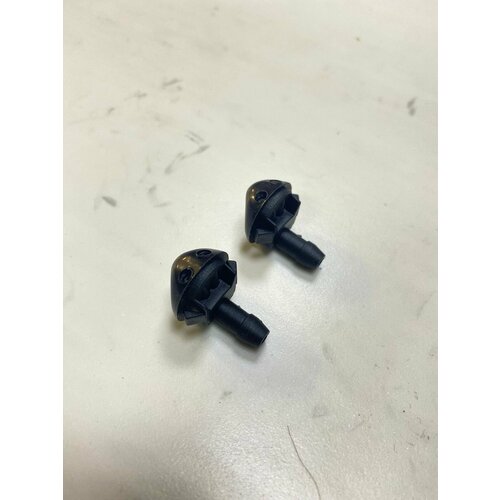 Форсункажиклер омывателя новый для Daewoo Nexia N100N150 комплект 2шт 798₽