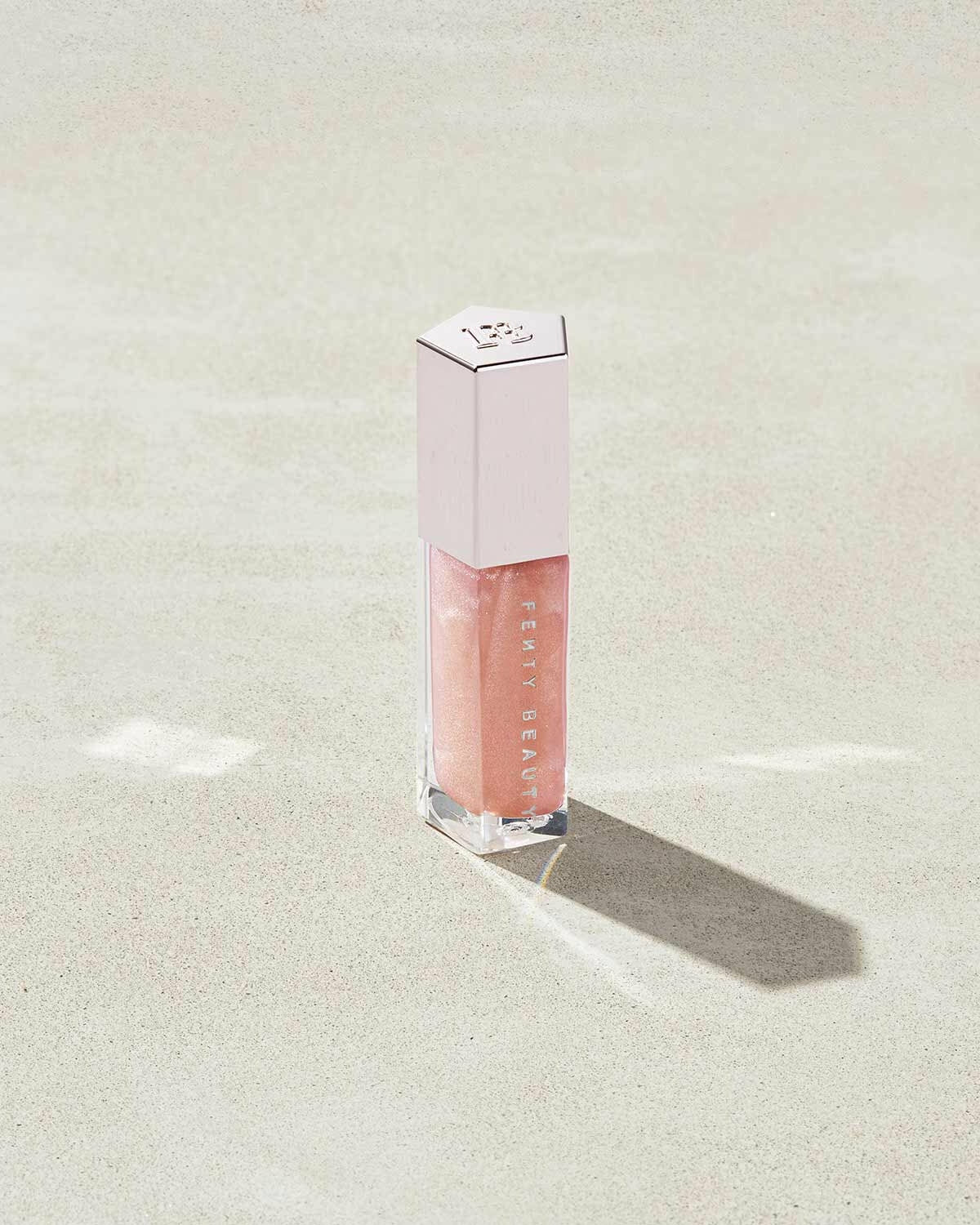 FENTY Beauty блеск люминизатор для губ Gloss Bomb Universal Lip Luminizer 9 мл, 04 Sweet Mouth