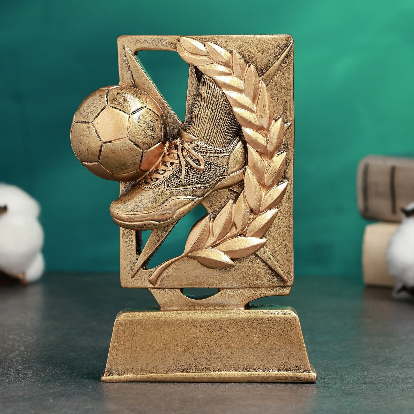 Фигурка стела "Футбол" 10х3х15,5см