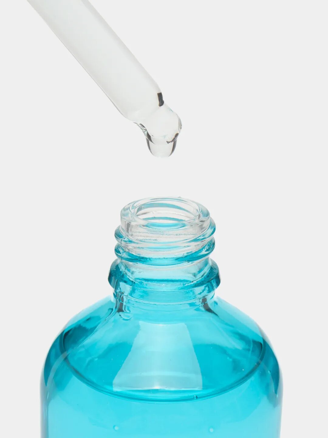 Essence Hyaluronic Сыворотка для лица омолаживающая, с витаминным комплексом, 100 мл — фото 1