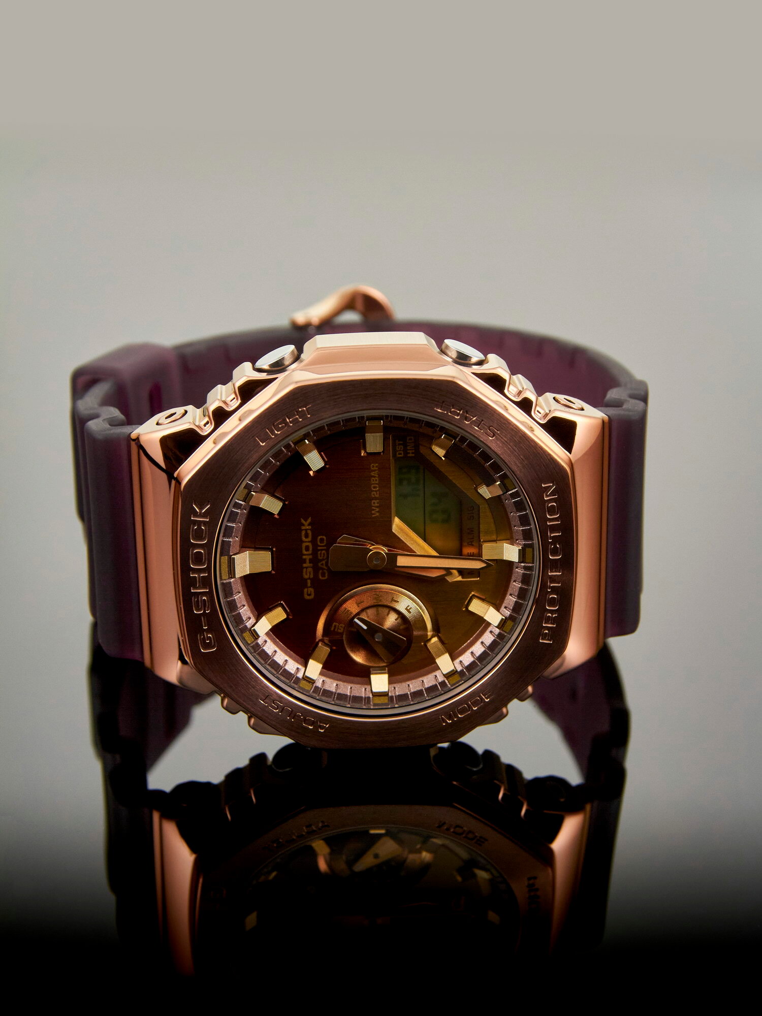 Наручные часы CASIO Спорт, розовое золото — фото 1