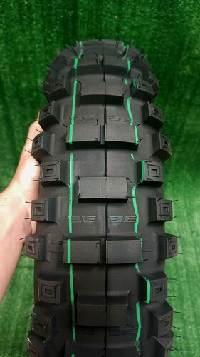 Изображение товара Покрышка бери И гони 140/80-18 (SUPERSOFT)