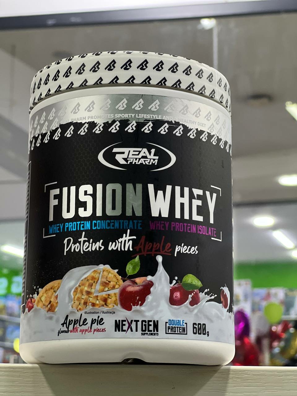 Real Pharm Fusion Whey – Сывороточный протеин, 600 г, вкус Яблочный пирог — фото 1