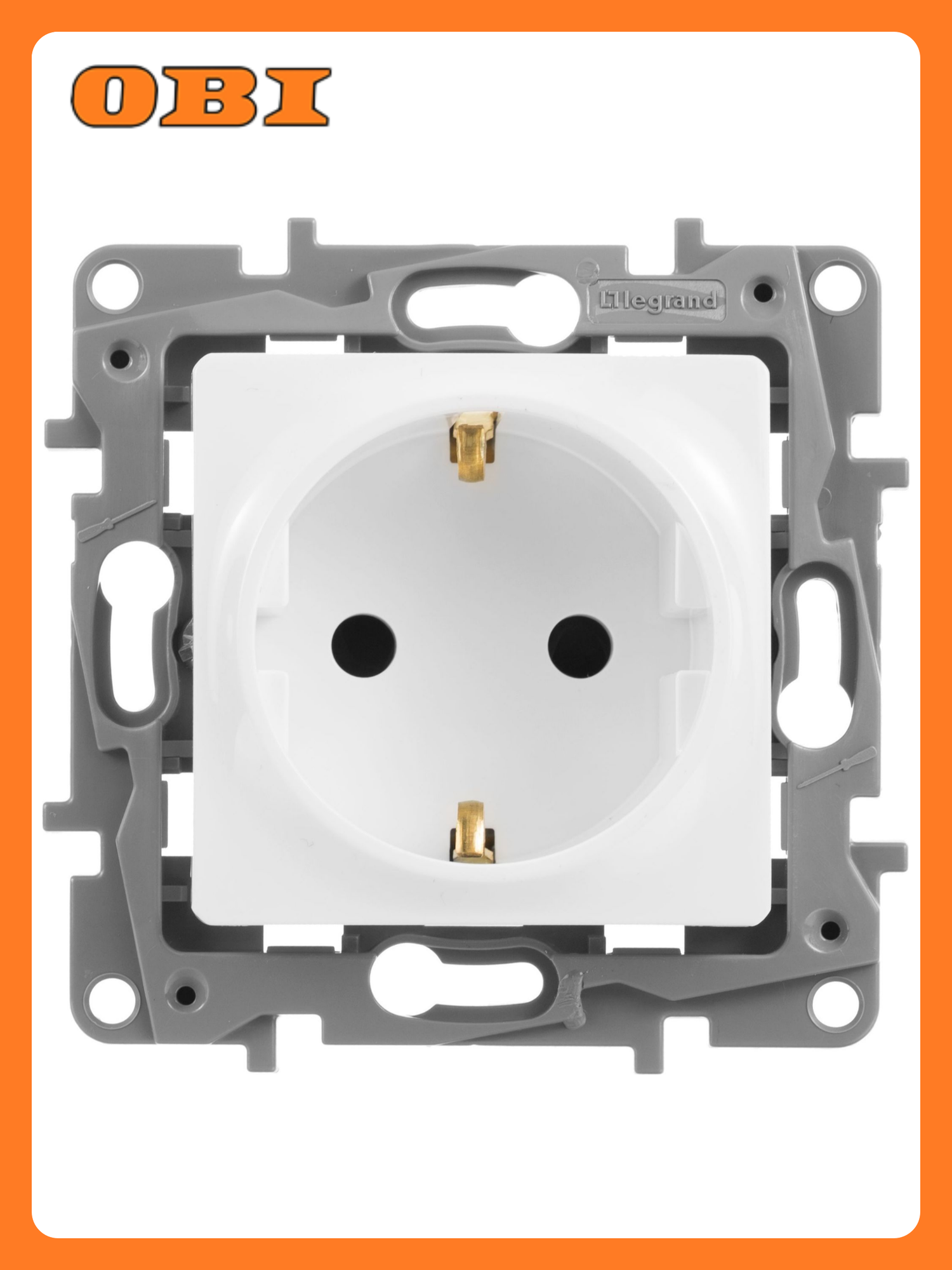 Розетка Legrand Etika 672222