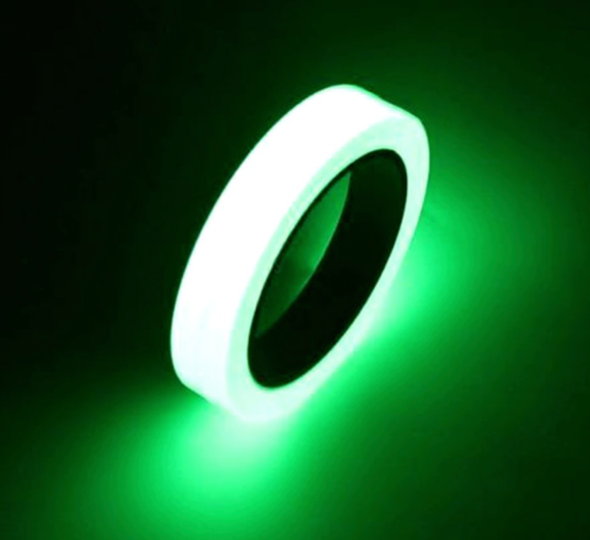 Лента светящаяся в темноте самоклеющаяся GLOW IN THE DARK TAPE 20мм*3м, до 6 часов свечения