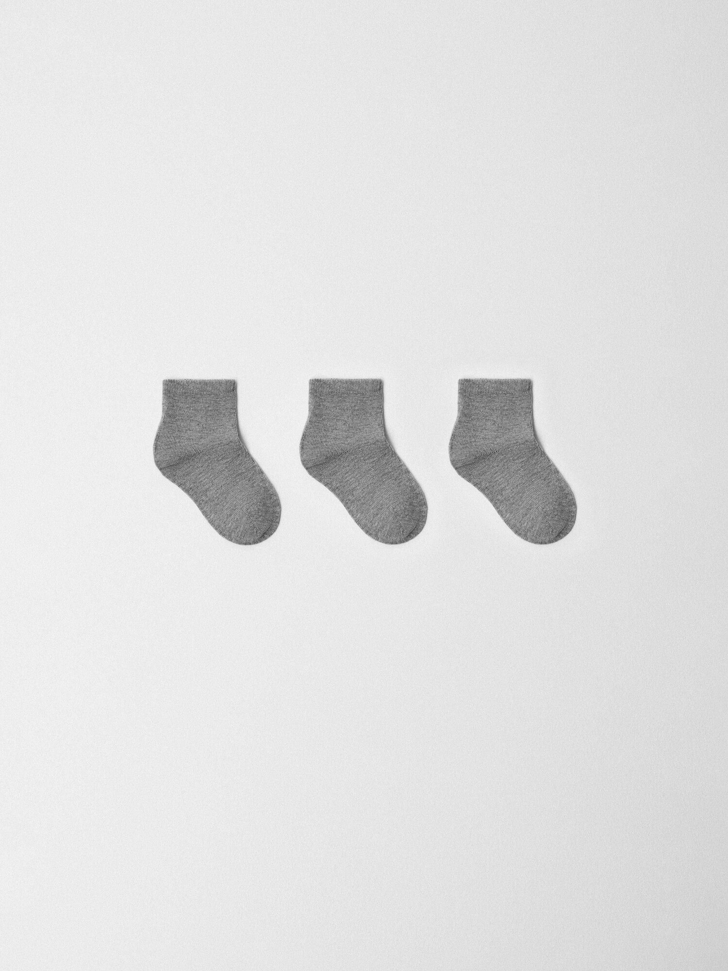 Носки Sela Весна-лето 2025