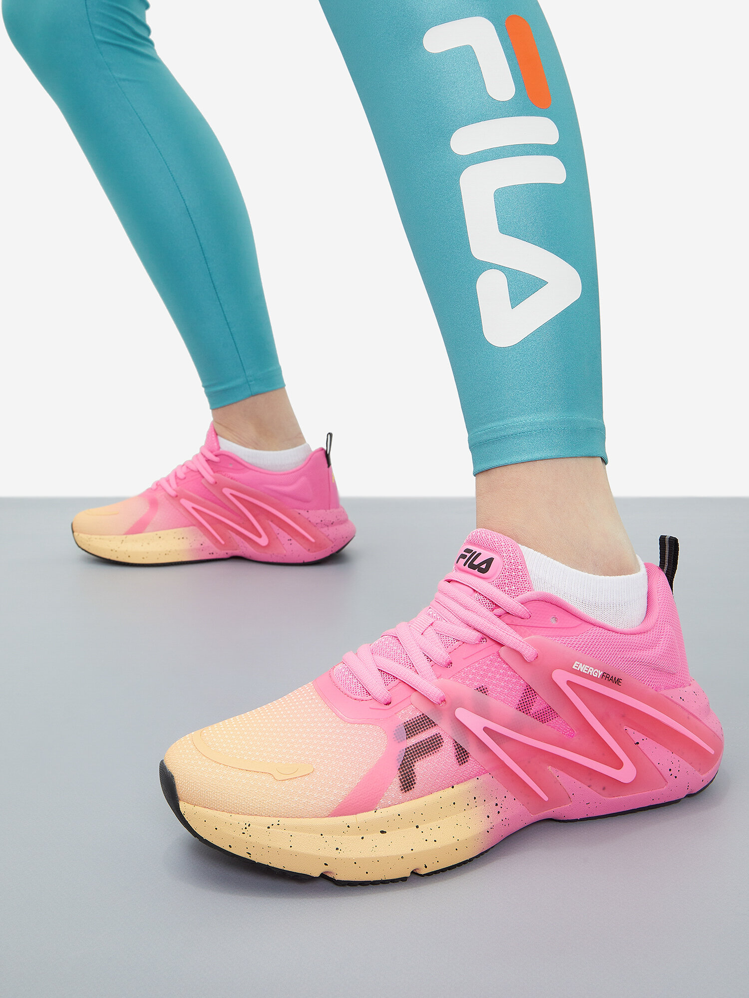 Кроссовки Fila NEON W, размер 10, красный/желтый