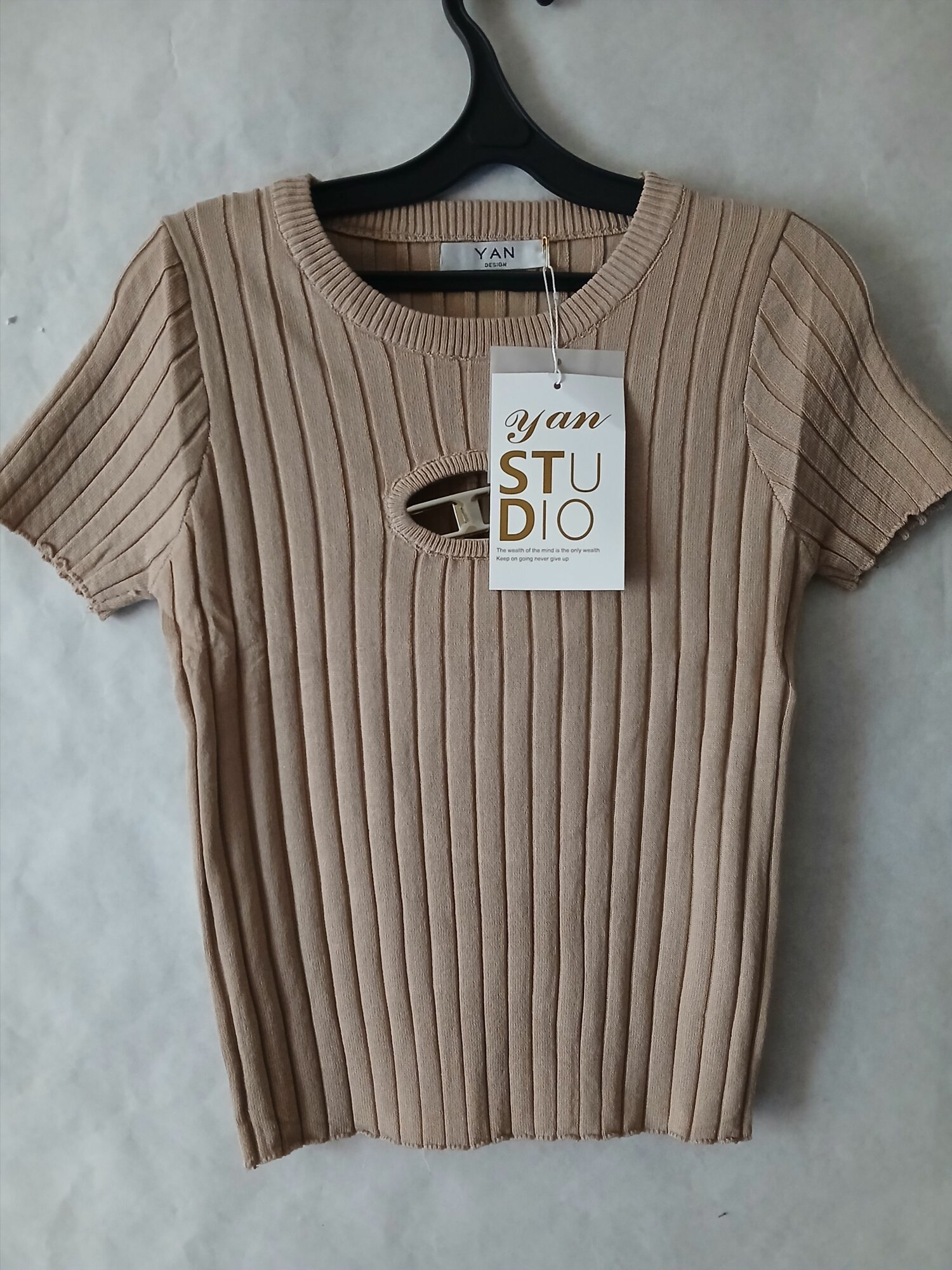 Толстовка спортивная размер 42-48  бежевый бежевый