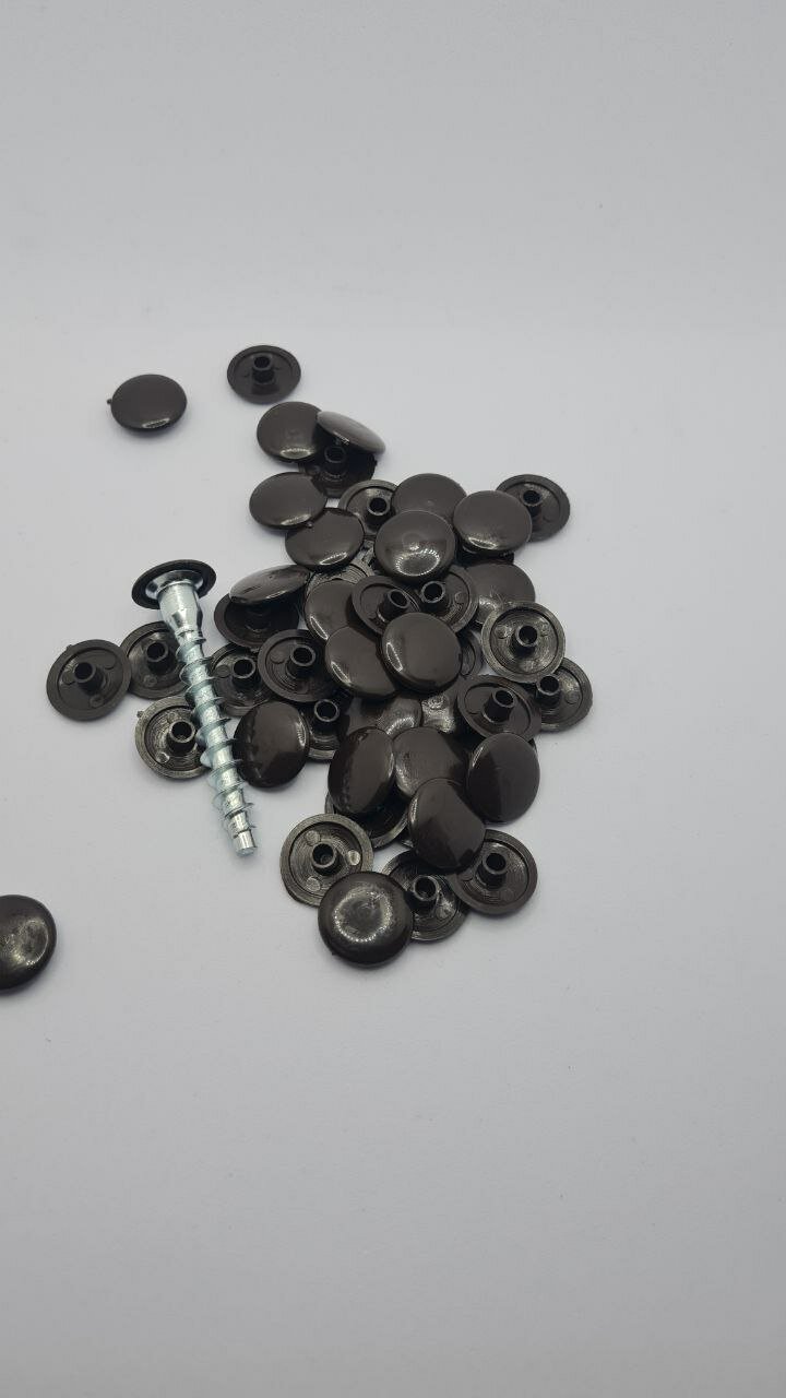 Заглушка мебельная к стяжке пластмассовая d.14мм венге №8 50 шт — фото 1