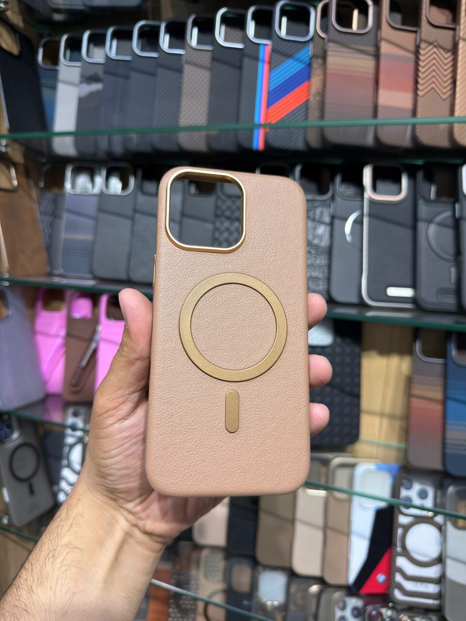 Чехол Magsefe, для iPhone 16 Pro Max, матовая поверхность, коричневый