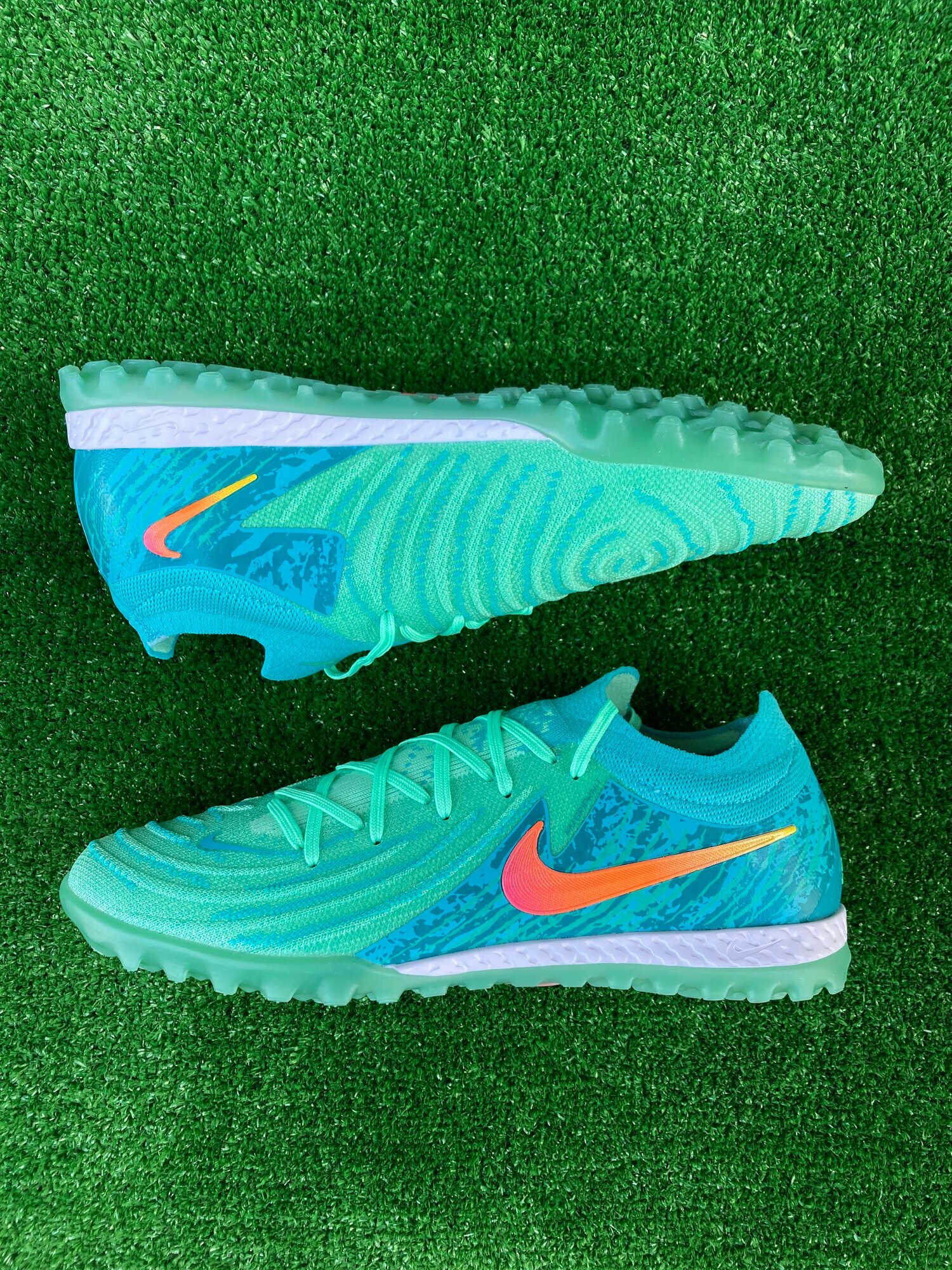 Бутсы NIKE