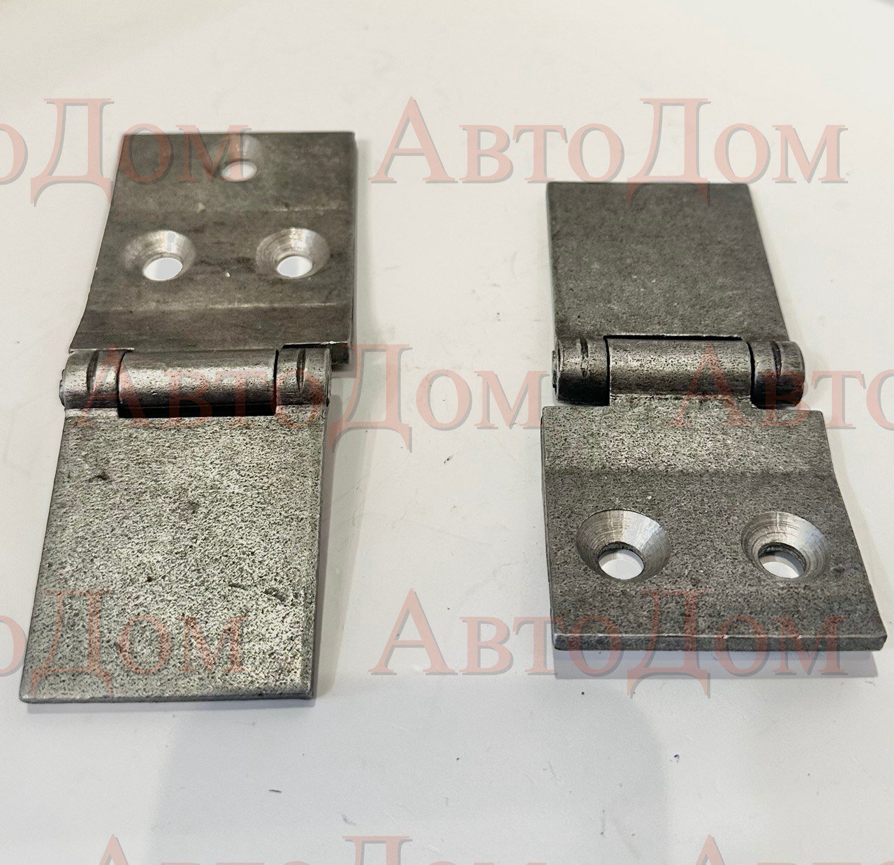 Петли верхней и нижней двери для автомобилей ВАЗ 2101-2107 комплект 2шт