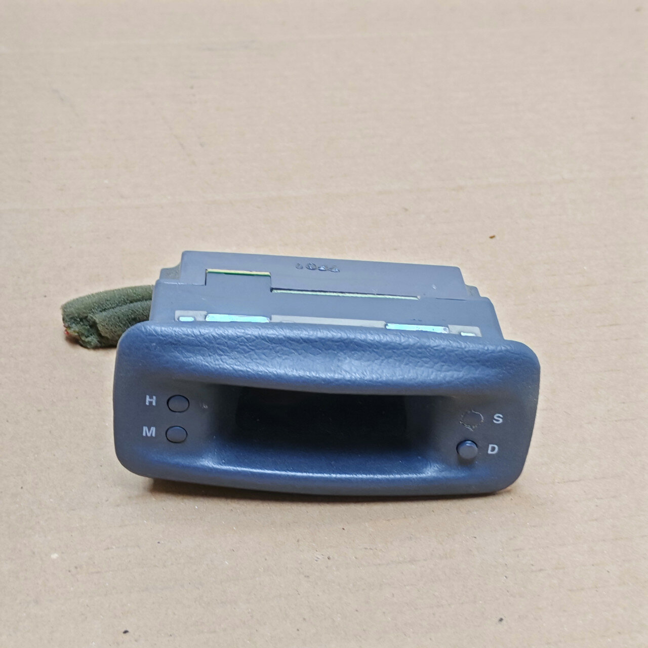 Часы Daewoo Nexia N100