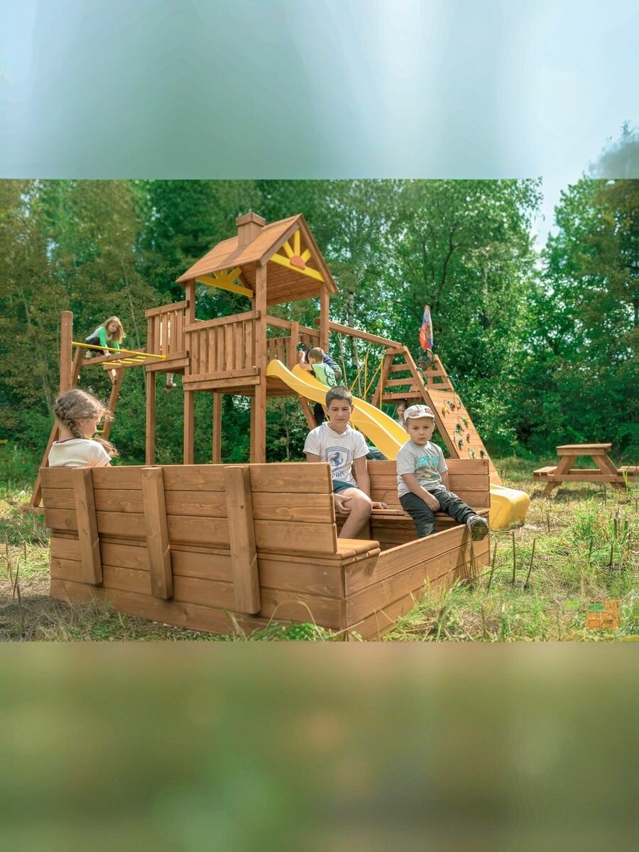 Песочница Выше Всех Ладушки с крышкой 165х150см / цвет каштан