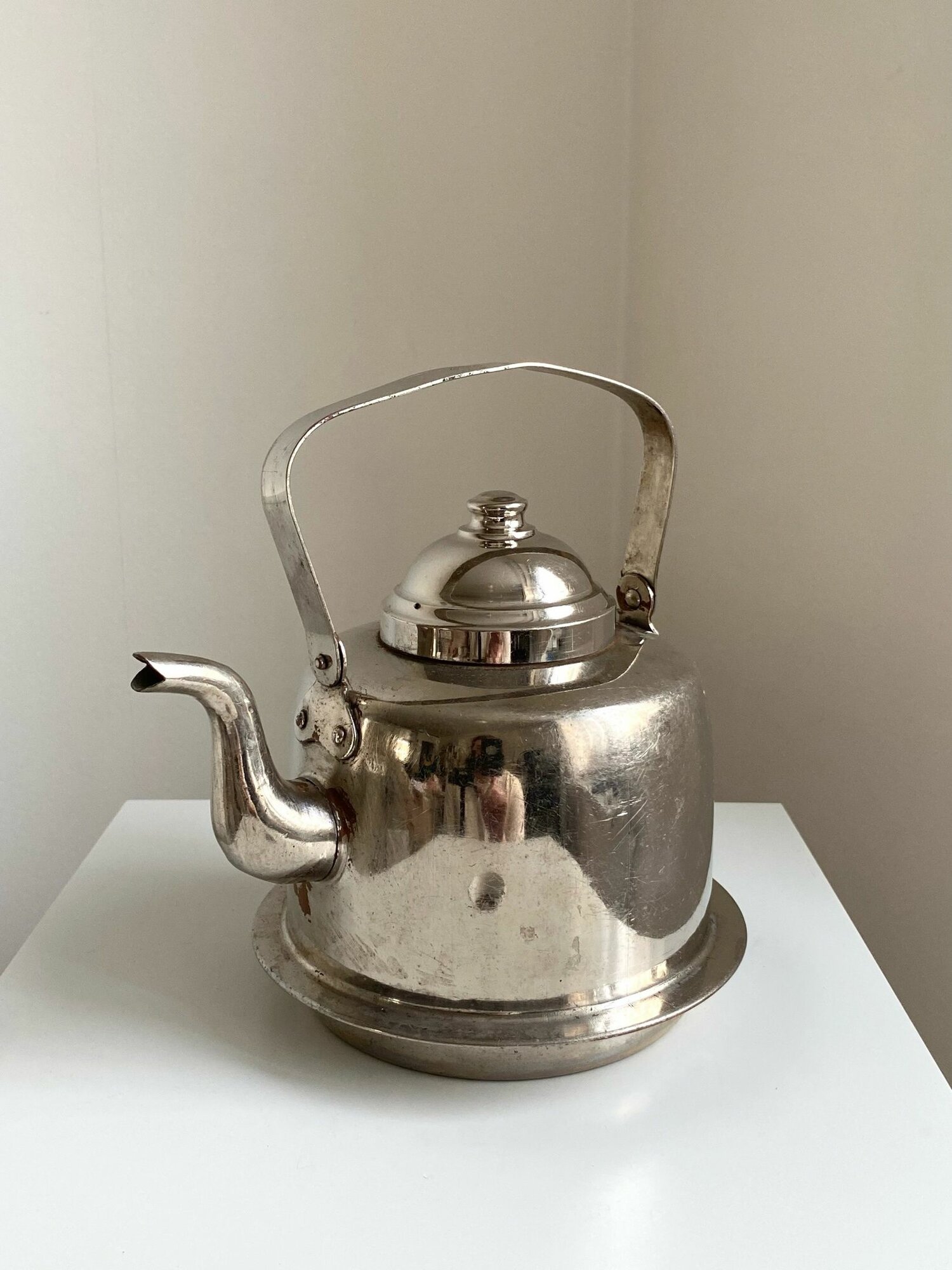 Чайник "OPA Peltiteos O.Y. Helsinki" Никелированная медь.1.5 литра. Высота: 18 см.