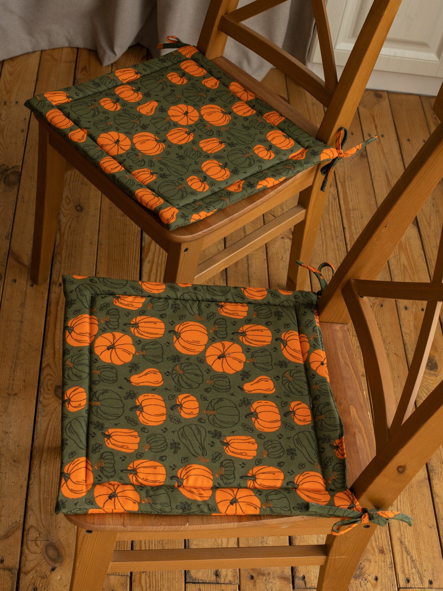 Галета на стул квадратная 40x40  Хаски Home 2 шт зеленая тыква