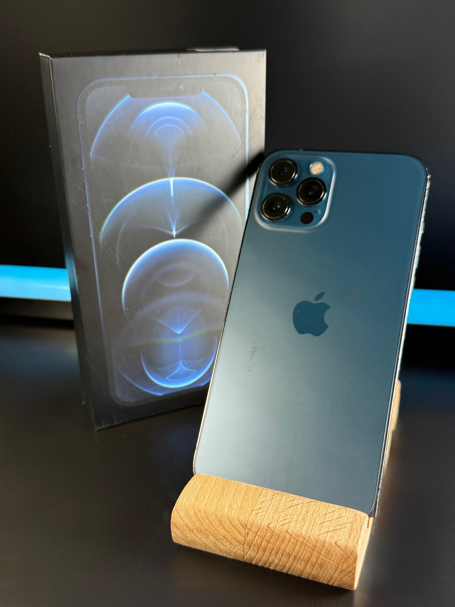 Смартфон Apple iPhone 12 Pro Max, 256gb, Pacific Blue, RU, nano SIM + eSIM