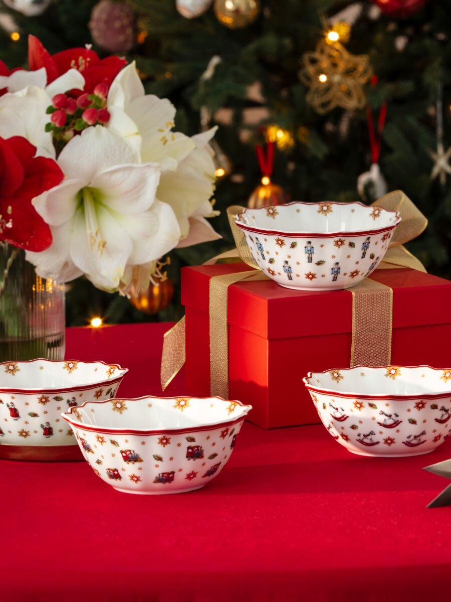 Картинки Набор из 4-х новогодних салатников, Toy's Delight, Villeroy & Boch, Премиум-Фарфор