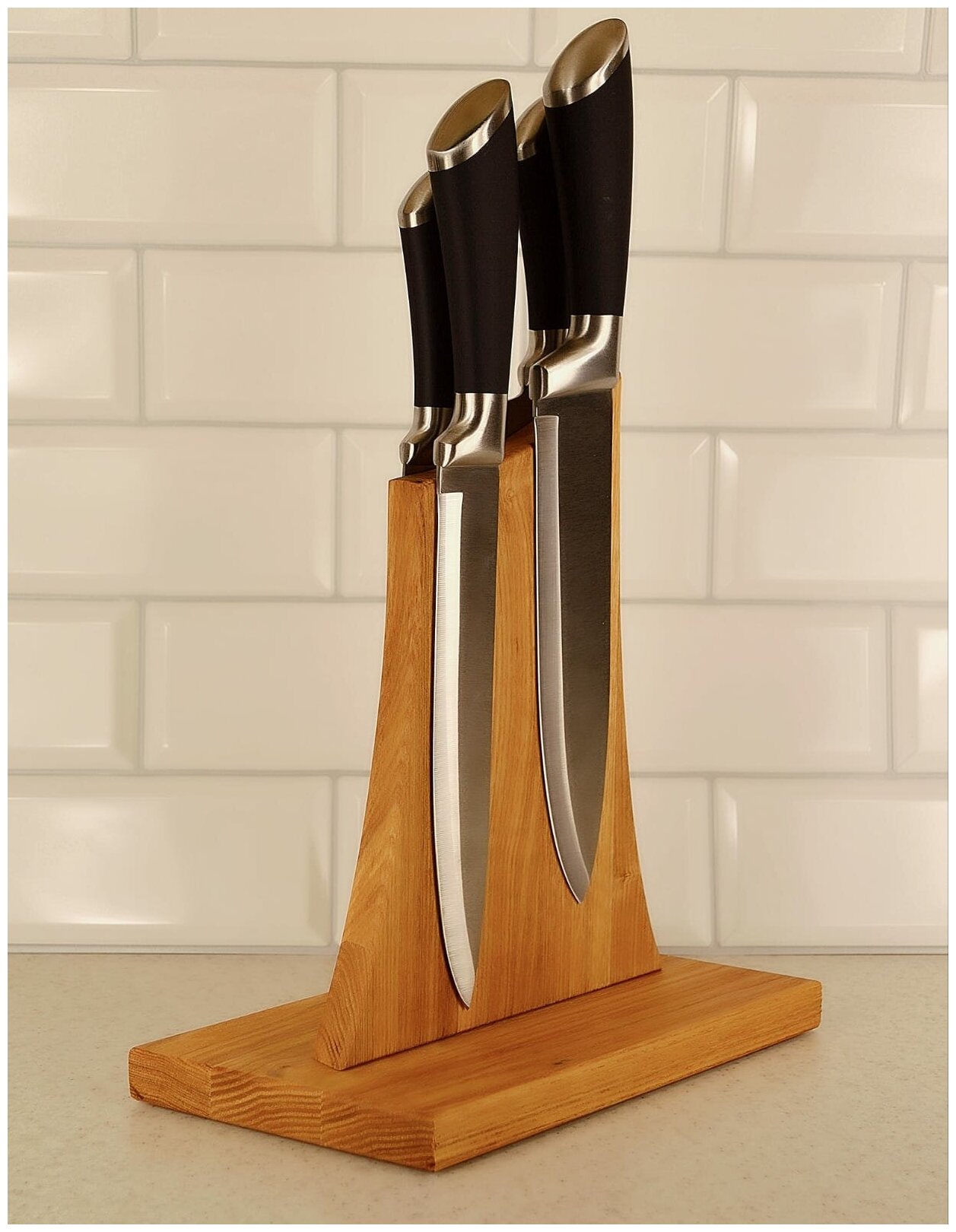 Магнитная подставка держатель для кухонных ножей из ясеня - фотография № 1