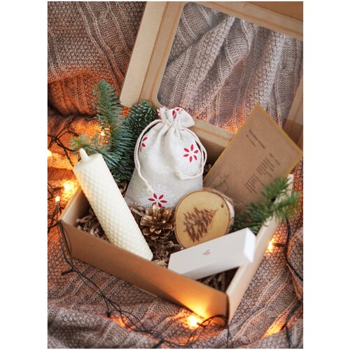 Новогодний подарочный набор с нотками свежеиспечённого хлеба и мёда