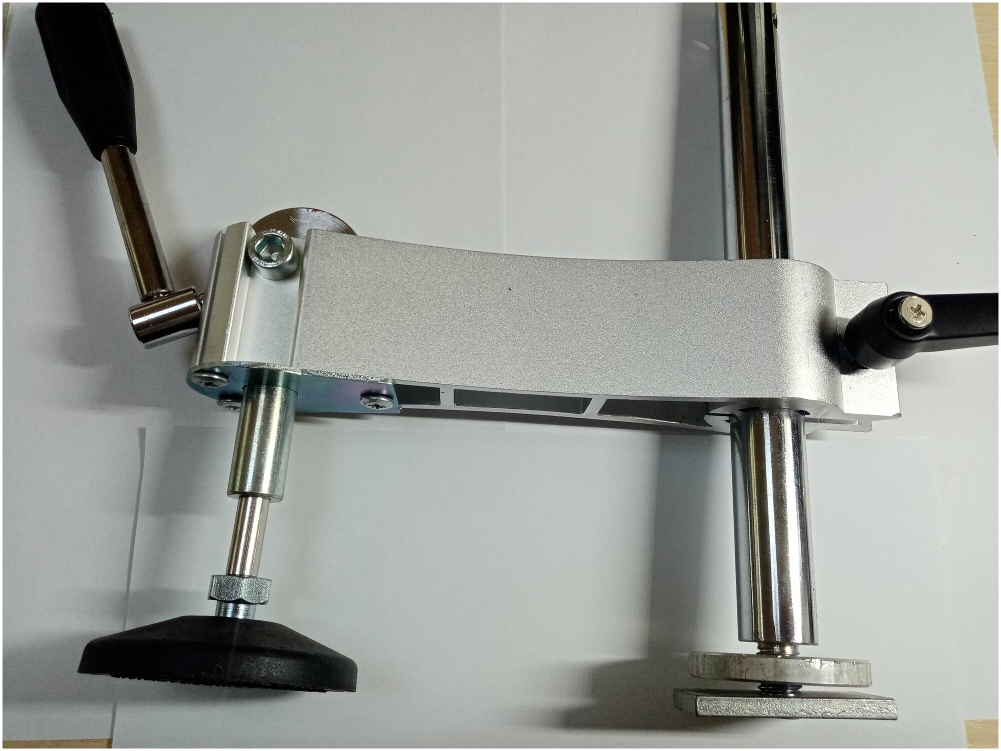 Прижим эксцентриковый для форматно-раскроечного станка — фото 1