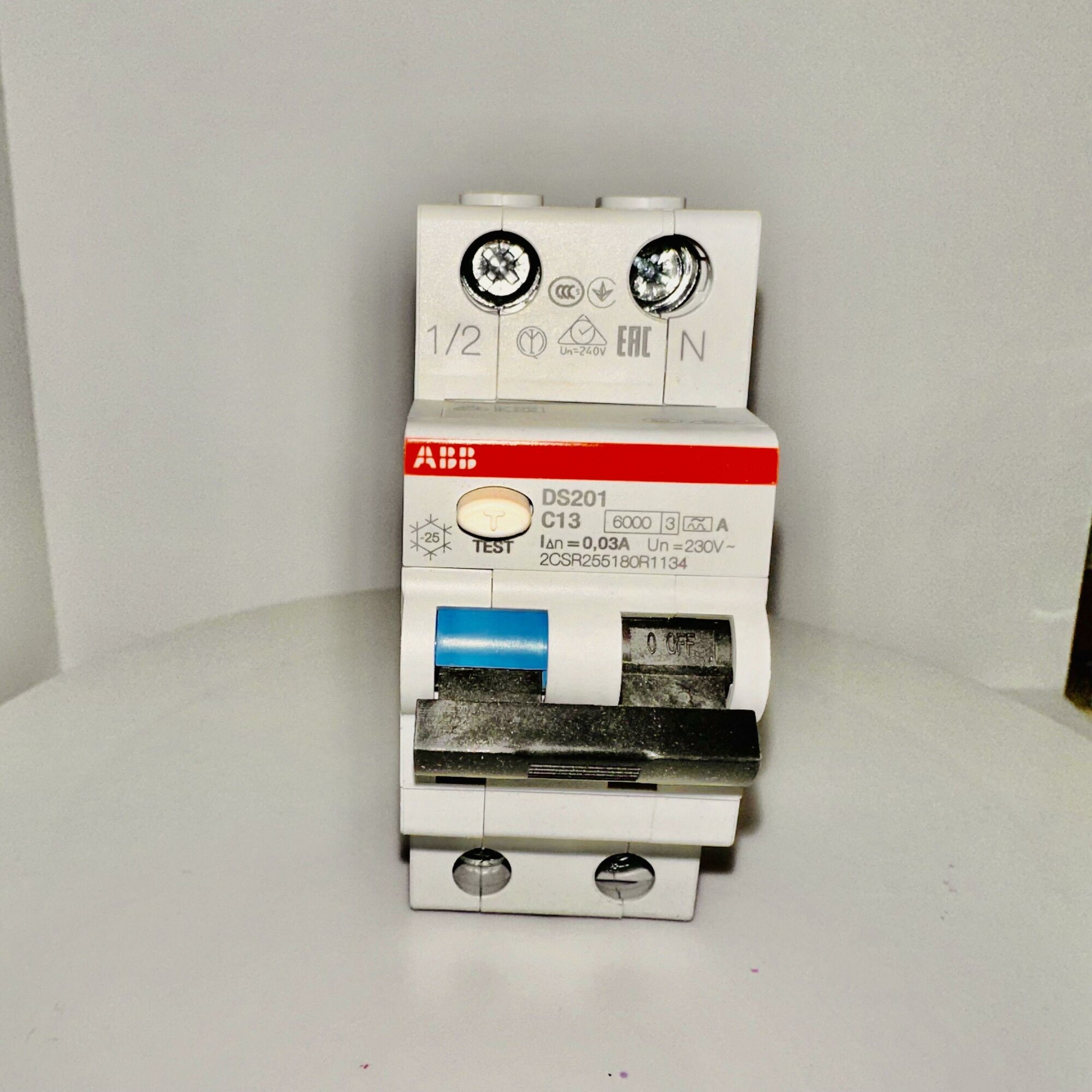 DSP201 C13 A30 тип А дифференциальный автомат 6kA ABB 2CSR255174R1134