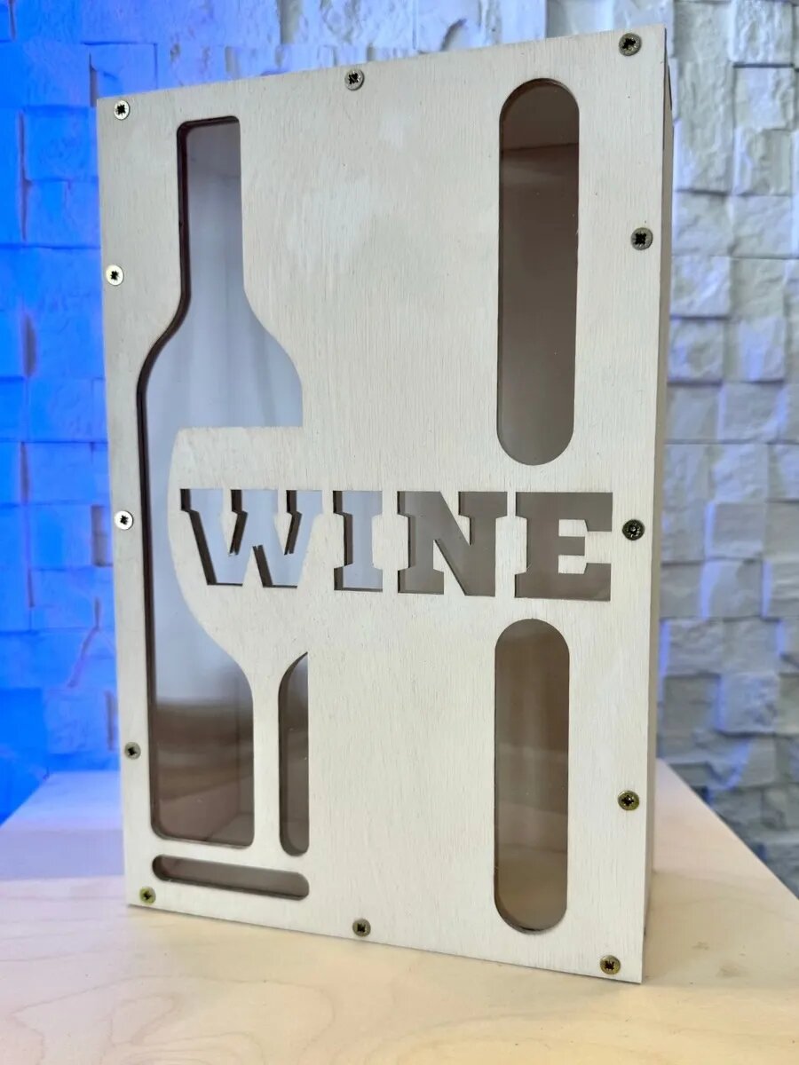 Деревянная копилка для винных пробок с прозрачными вставками