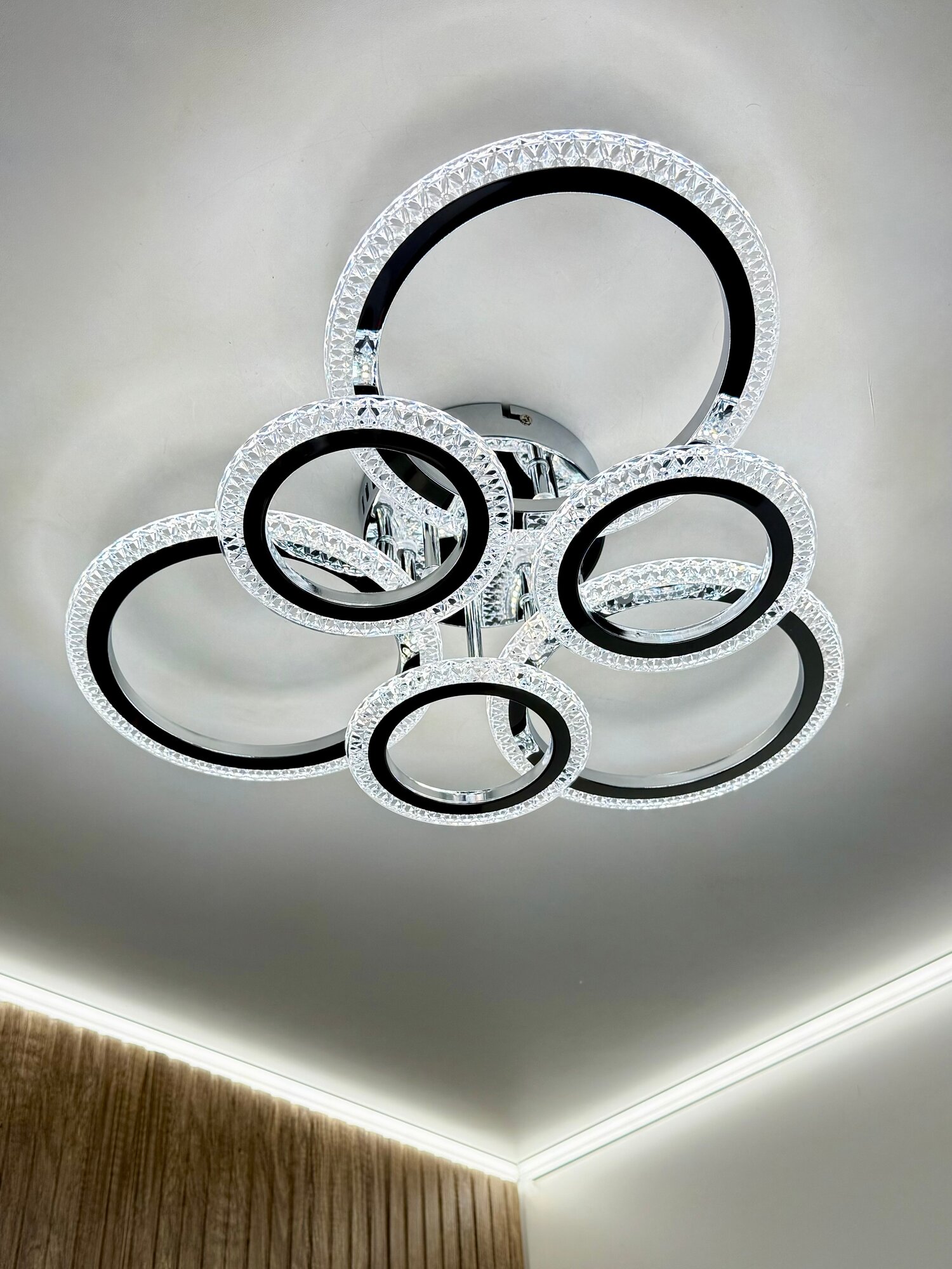 Свет Столицы Люстра потолочная светодиодная c пультом 96 Вт