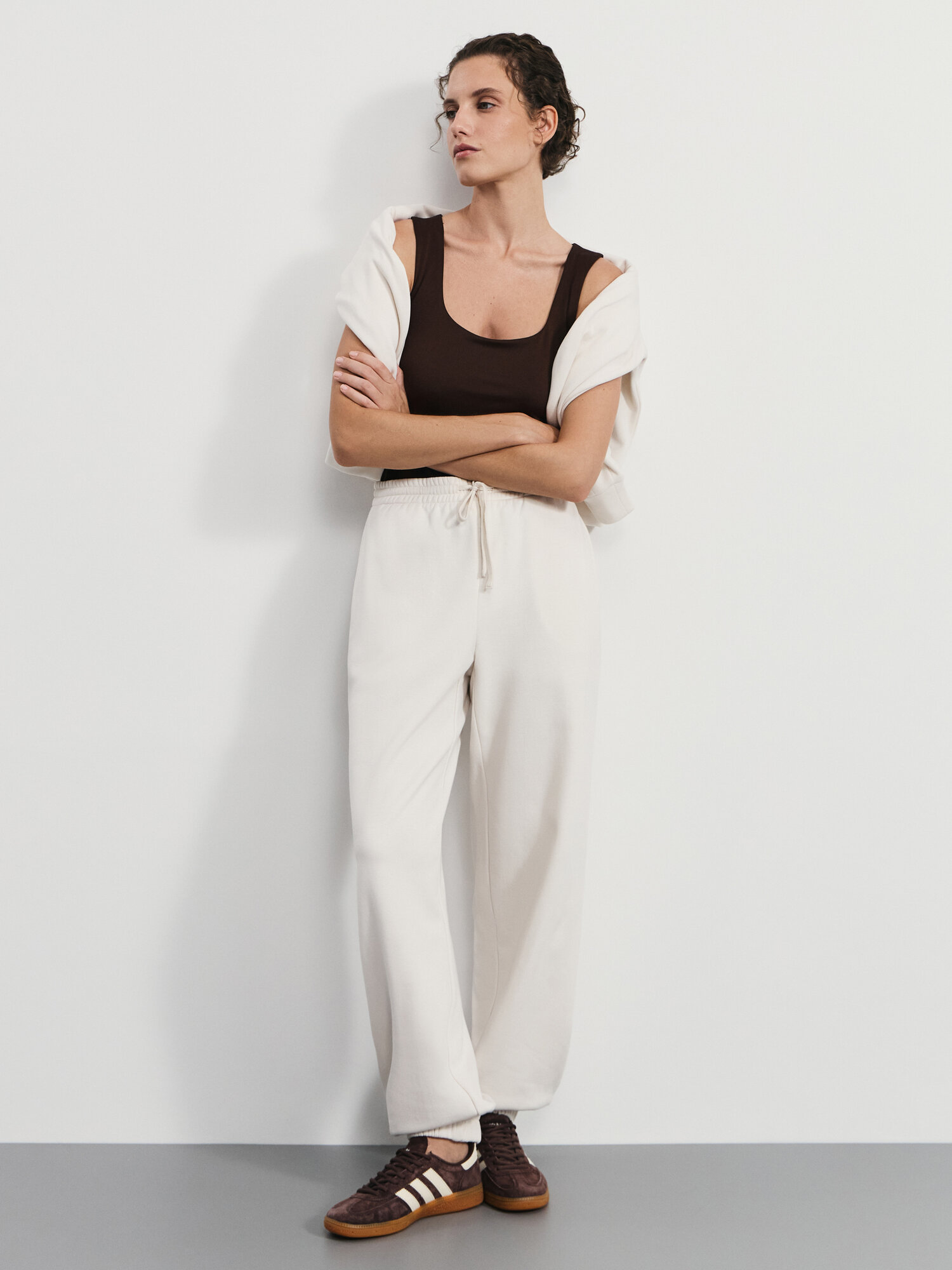 Брюки джоггеры Zarina, размер XS (RU 42), белый