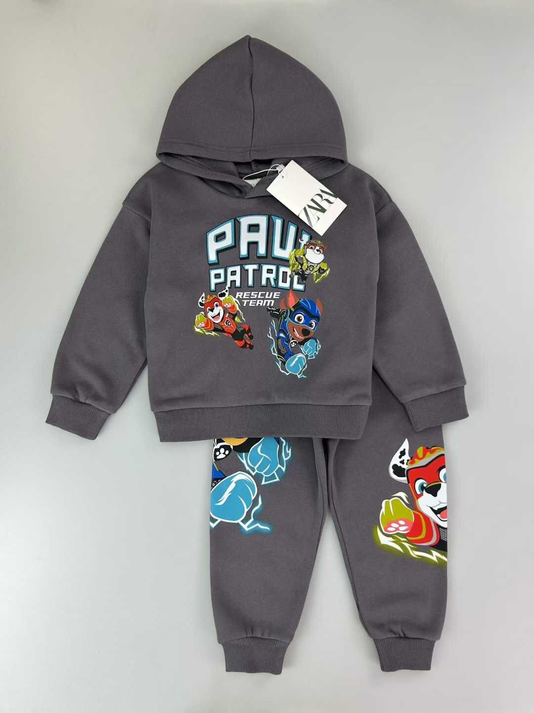 Комплект одежды