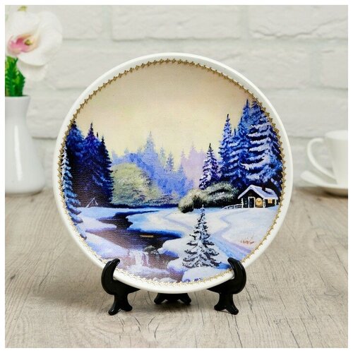 Тарелка декоративная Зимушка с рисунком на холсте настенная D 195 см 756₽