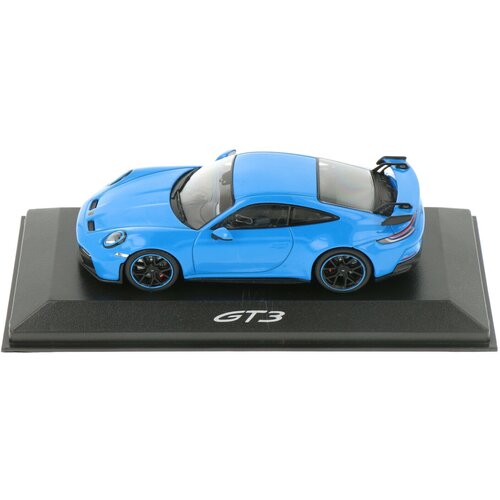 Модель автомобиля Porsche 911 GT3 (992), Shark Blue, Scale 1:43