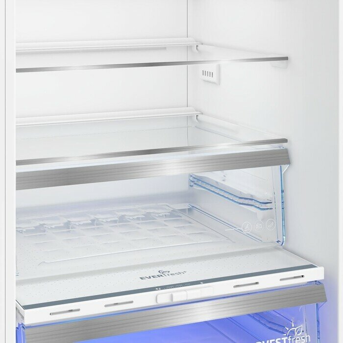 Холодильник Beko RCNK 270K20