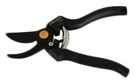 Секатор FISKARS Garden Pro P90 черный/черное лезвие