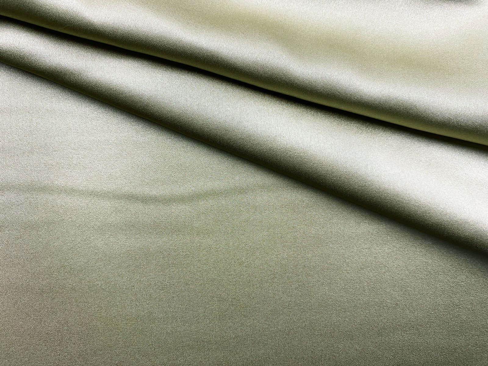 Ткань Шёлк оливкового цвета 46528