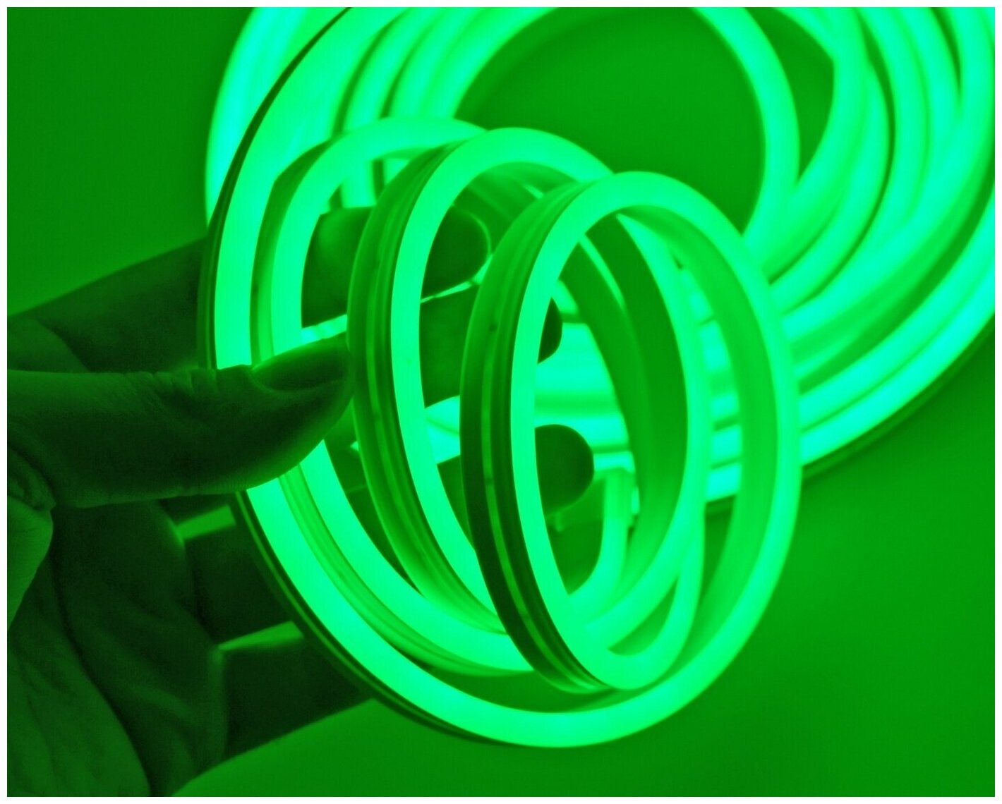 Неоновая светодиодная лента DLED 3м, 5х12мм, 12V DC, 120 LED/m, IP 67, гибкий неон, зеленый - фотография № 2