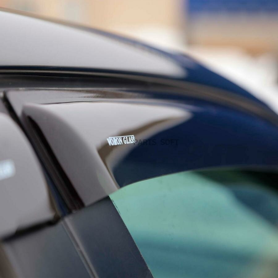 Дефлекторы окон Voron Glass серия Corsar для Hyundai Matrix 2001-2010 /хетчбек накладные 4 