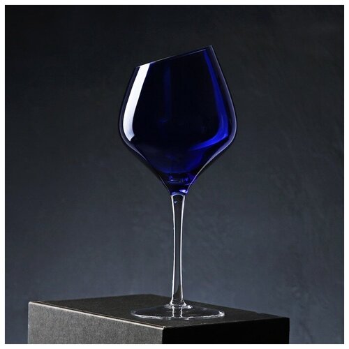 Бокал для вина Magistro «Иллюзия», 540 мл, 10×24 см, ножка прозрачная, цвет синий