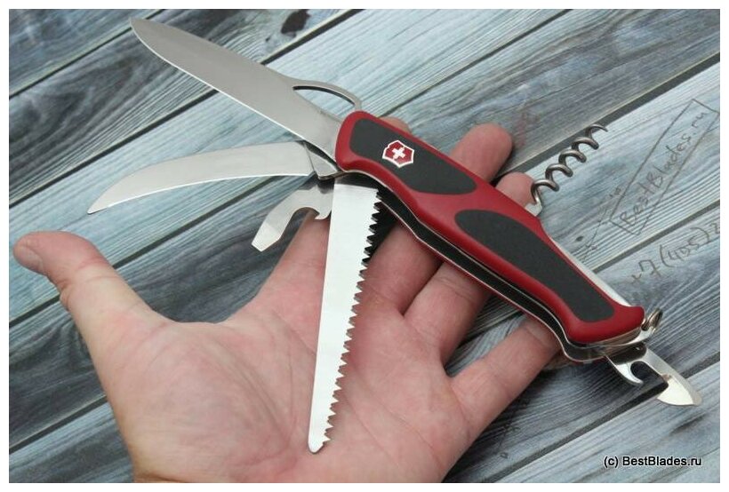 Нож перочинный Victorinox RangerGrip 57 Hunter (0.9583.MC) 130мм 13функций красный/черный карт.короб - фото №17