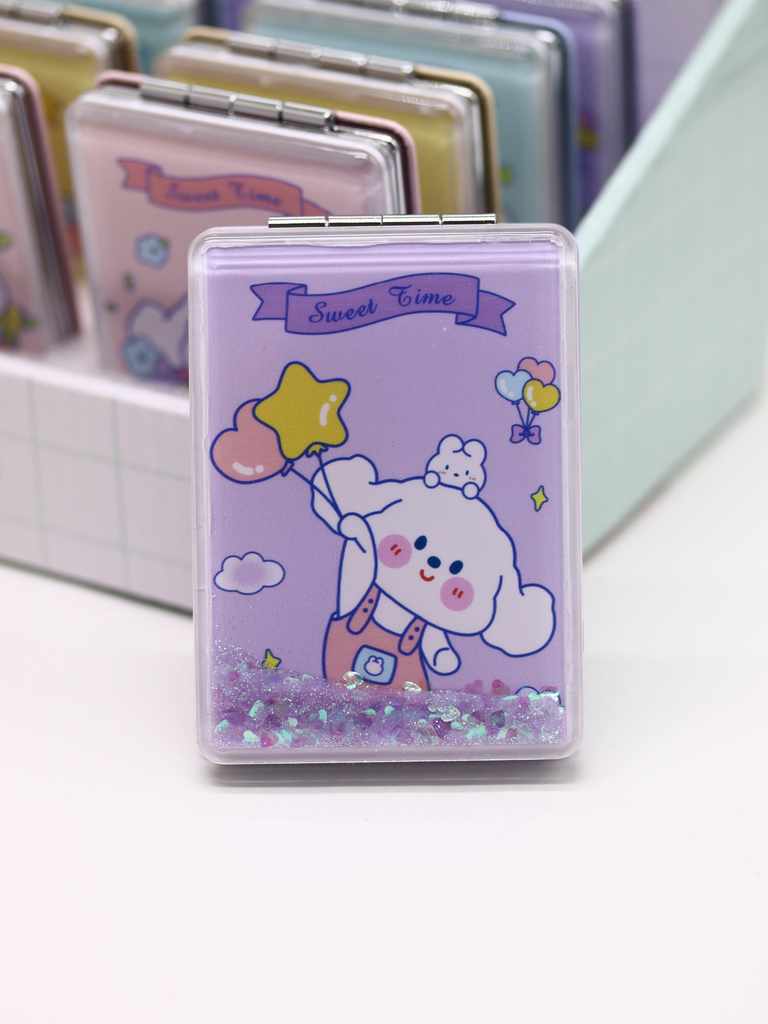 Зеркало для макияжа карманное складное с увеличением "Sweet Time the doggie", purple, 8х6 см